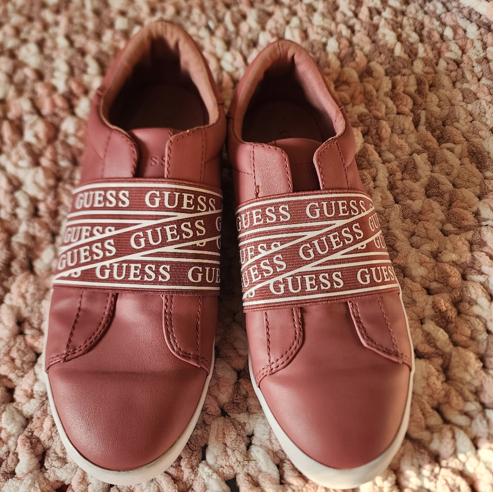 GUESS Women's Pink Slip-On Streetwear Sneakers